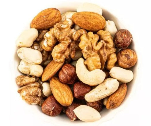 Vitinor Raw Nuts Standard Mix in weißer Schale. Premium Snack mit Mandeln, Cashews, Haselnüssen, Walnüssen und Paranüssen – nährstoffreich und vielseitig einsetzbar.